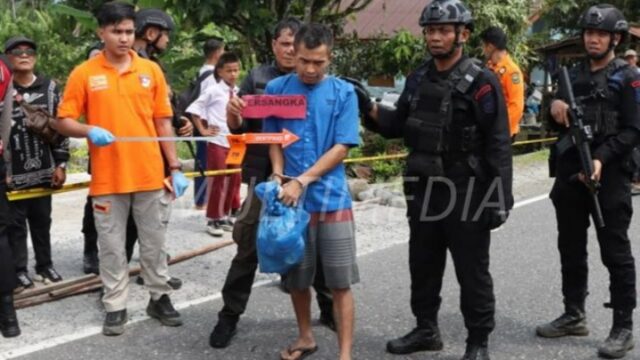 Indra Septiarman (26) alias In Dragon, tersangka utama dalam kasus pemerkosaan dan pembunuhan gadis penjual gorengan, Nia Kurnia Sari,