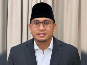 Wakil Ketua Komisi VI DPR RI Andre Rosiade mengapresiasi keputusan Presiden Prabowo Subianto yang mengaktifkan kembali pengecer gas LPG 3 Kg.