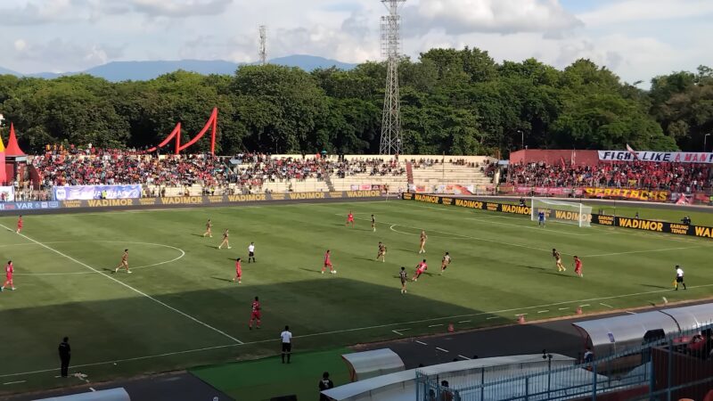 Egy Maulana Vikri tampil ciamik dengan mencetak hattrick saat Dewa United unggul 4-0 atas tuan rumah, Semen Padang FC, dalam lanjutan Liga 1