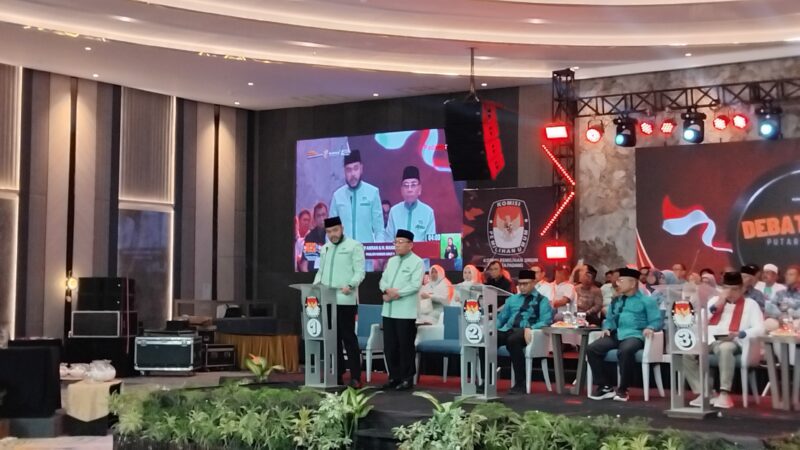 Calon Wali Kota Padang nomor urut 1, Fadly Amran bersama wakilnya, Maigus Nasir, mengusung strategi sistematis untuk memperkuat ekonomi