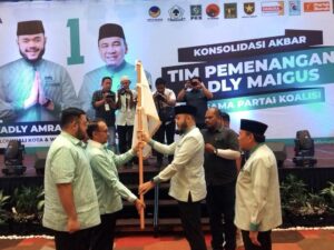Konsolidasi Akbar Tim Pemenang, Fadly Amran Komitmen Wujudkan Program BPJS dan Seragam Sekolah Gratis di Padang