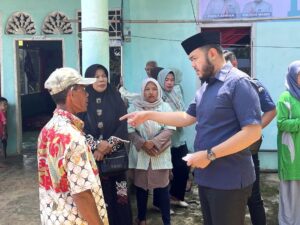 Tinjau Lokasi Longsor di Batang Arau, Fadly Amran Komitmen Wujudkan Padang Sigap