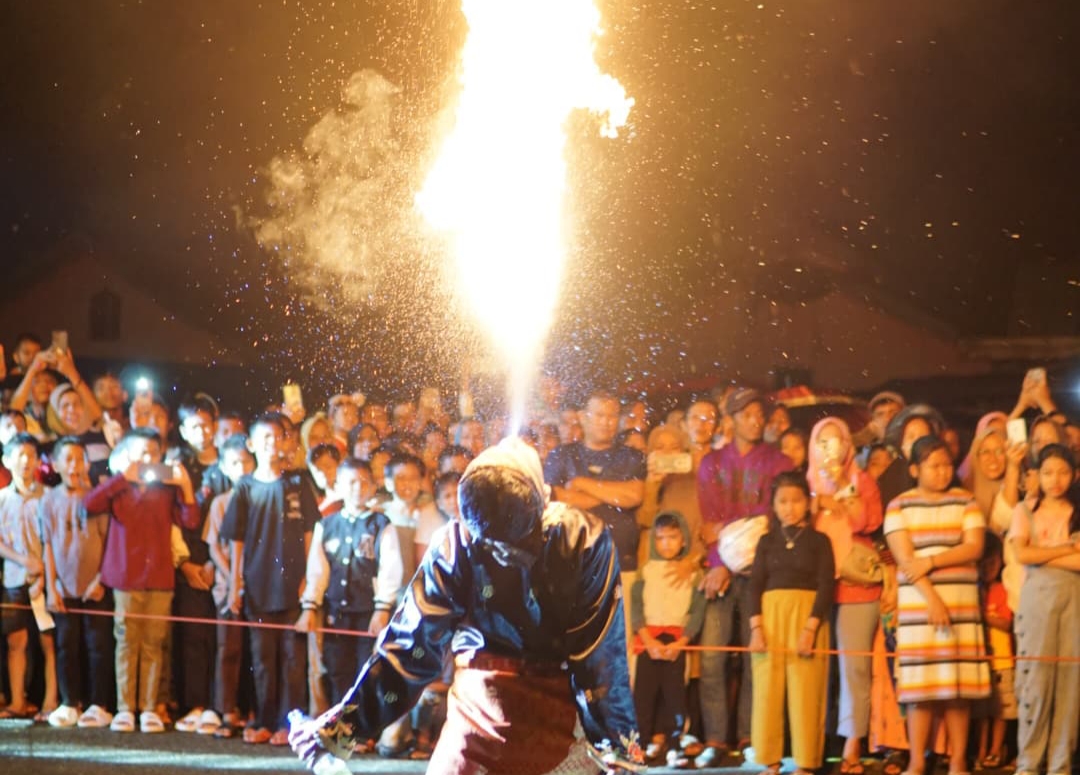 Festival Kesenian Pesisir Selatan: Sanggar Lokal Tampilkan Seni Tradisi