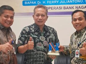 Wamenkop Apresiasi Kolaborasi Bank Nagari dan Koperasi untuk Dukung UMKM