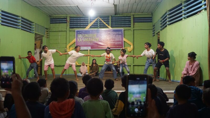 Pameran Seni "Musinuruk ka Simaeruk" Hadirkan Ragam Pertunjukan Budaya Mentawai