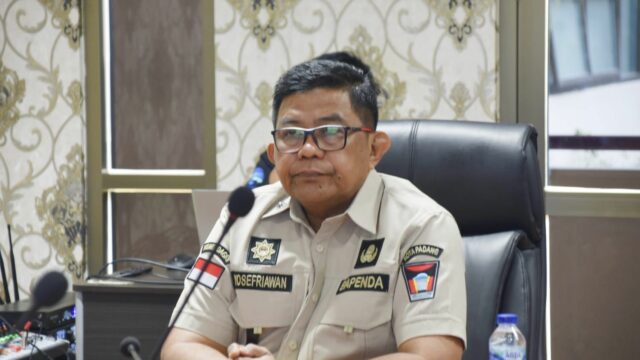 Realisasi Pendapatan Asli Daerah (PAD) Kota Padang hingga awal September 2025 sudah mencapai Rp609 miliar atau 67,9 persen dari target