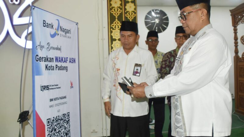 Pemko Padang Luncurkan Gerakan Wakaf Bagi ASN