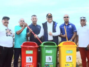 Pj Wako Apresiasi Gerakan Padang Indah dan Bersih oleh GPIB Jemaat Efrata