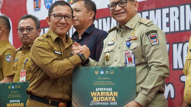 Tradisi Serak Gulo di Padang Ditetapkan Sebagai Warisan Budaya Tak Benda