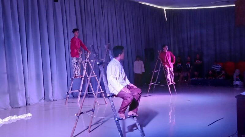Festival Teater Sumbar 2024: Alek Teater 8 Tampilkan Komunitas Ranah, Balai dan Langkah