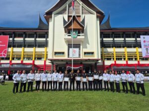 Berhasil Ungkap Jaringan Narkotika, Personil BNNP Terima Penghargaan dari Plt Gubernur Sumbar