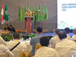 Rapimprov Kadin Sumbar: Plt Gubernur Ajak Pengusaha Investasi Sektor Pertanian dan Energi Terbarukan