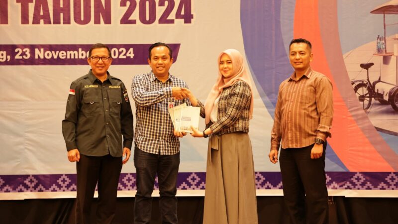 Bank Nagari Gelar TOT dan Coaching Klinik Majukan UMKM Sumbar