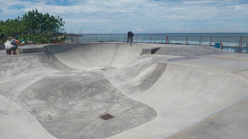 Pj Wali Kota Padang direncanakan bakal meresmikan arena skatepark di kawasan objek wisata Pantai Padang, Muaro Lasak pada Sabtu, (9/11/2024).