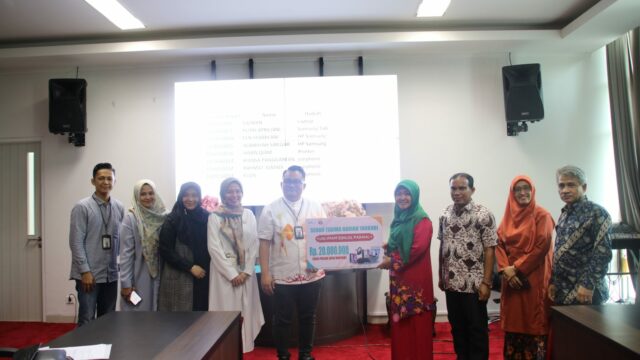 Sebanyak delapan mahasiswa UIN Imam Bonjol Padang berhasil memenangkan hadiah dalam Program Yarkubi, sebuah program yang diselenggarakan BSI