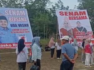 Calon Bupati Dharmasraya, Annisa Suci Ramadhani sambut calon wakil gubernur Sumbar, Vasko Rusaimi di lapangan Grida Manunggal,