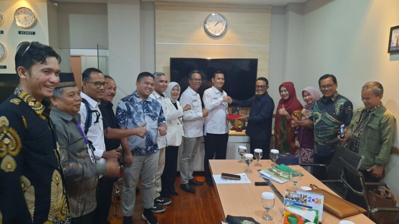 KPI Pusat mendukung akan hadirnya Ranperda Penyelenggaraan Penyiaran Provinsi Sumatra Barat yang sedang dalam tim pembahasan Komisi I