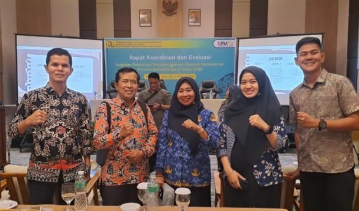 Rapat Koordinasi dan Evaluasi Kegiatan Pembinaan Penyelenggaraan Kawasan Permukiman Provinsi Sumatra Barat dihadiri 19 kabupaten/kota.