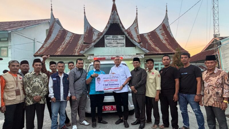 Anggota DPR RI asal Sumbar Andre Rosiade sudah memastikan janjinya memberikan ambulans kepada masyarakat Nagari Bukik Batabuah,