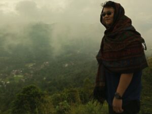 Sosok Buya Hamka barangkali sudah tak asing lagi bagi masyarakat Indonesia. Ulama karismatik yang juga seorang sastrawan besar