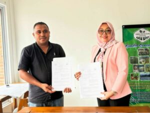 Fakultas Pertanian UM Sumatera Barat melakukan kerjasama dengan Kandis Green Farm Pekanbaru. Penandatangan kerjasama