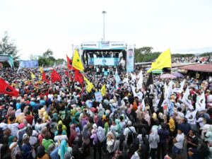 Kampanye Akbar Fadly-Maigus di Danau Cimpago: Simbol Pengembangan Kawasan Pesisir Padang