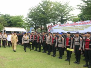 Sebanyak 1.109 personel gabungan Polda Sumatra Barat diberangkatkan ke polres jajaran untuk mengamankan Tempat Pemungutan Suara (TPS)