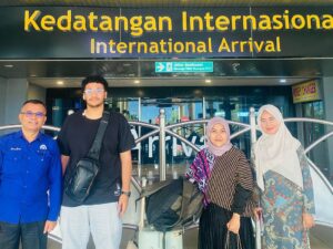 Dalam upaya membangun citra positif kampus UM Sumatera Barat di kancah internasional serta pergaulan mahasiswa yang lebih men-global,