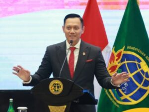 Menteri Koordinator Bidang Infrastruktur dan Pembangunan Kewilayahan, Agus Harimurti Yudhoyono (AHY) membuka Rapat Koordinasi pertanahan