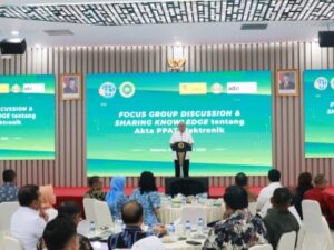 Kementerian ATR/BPN terus berkomitmen mempercepat proses digitalisasi, salah satunya dengan penerapan Akta Tanah Elektronik.