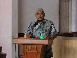 Wakil Ketua DPW LDII Bidang Lingkungan Hidup, Bustari Badal mengatakan bahwa tanam satu pohon untuk tabungan pahala jariyah di akhirat.