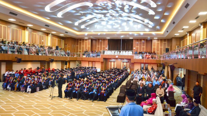 Universitas Adzkia Cetak 188 Lulusan, Rektor: Jadilah Agen Perubahan