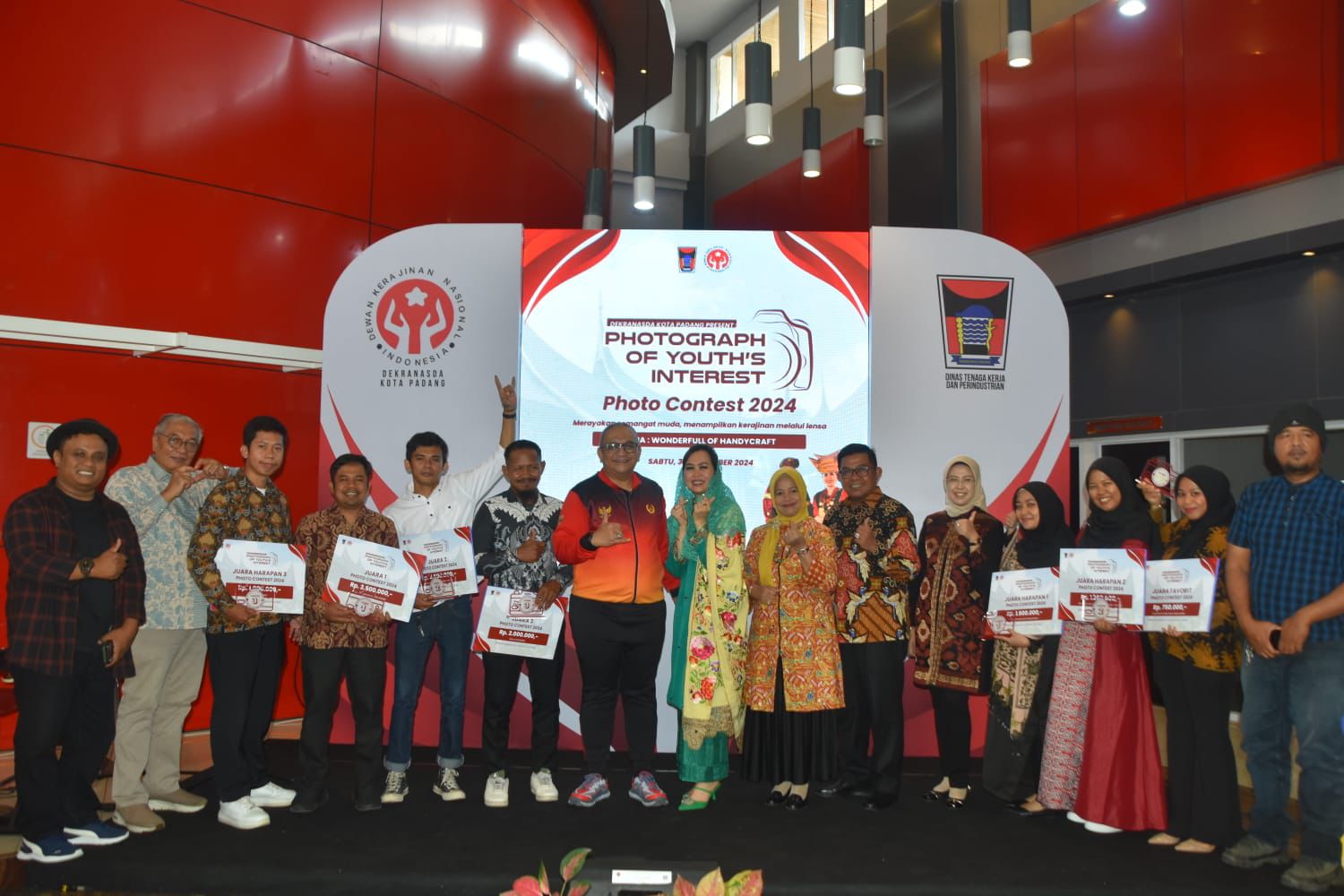 Pj Wako Padang Tutup Photograph of Youth's Interest Photo Contest 2024