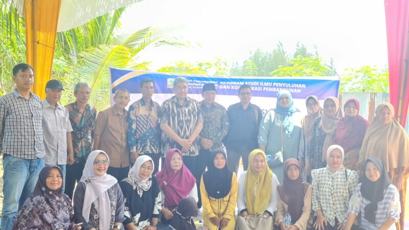 Pariwisata Berbasis Kearifan Lokal: Dosen Pascasarjana UNAND Berdayakan Masyarakat di Pantai Tiku Agam