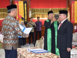 Mursalim Dilantik Jadi Pj Sekda Kota Pariaman