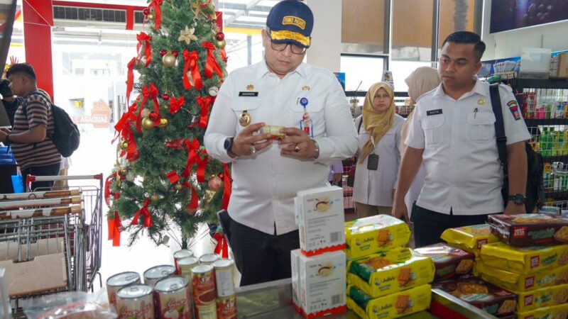Pemko Padang dan BBPOM Inpeksi Pusat Perbelajaan Pastikan Keamaan Produk Makanan