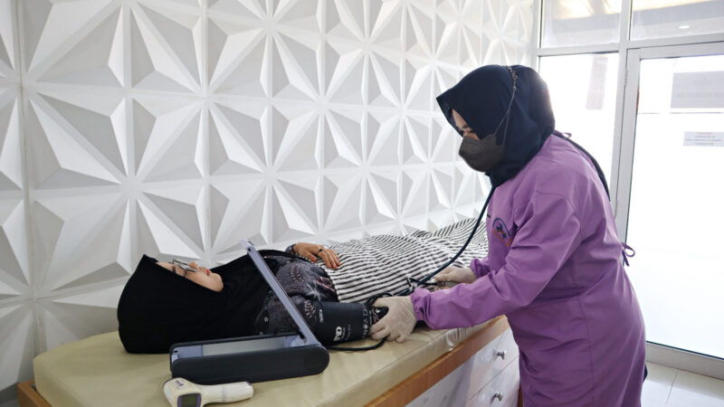 Liburan Nyaman dan Sehat, KAI Sumbar Sediakan Pos Kesehatan Gratis bagi Penumpang