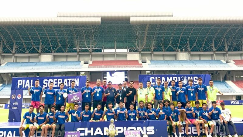Persatuan Sepakbola Kota Pariaman (Persikopa) harus menelan kekelahan dari Duta FC dari Banten dalam babak final Piala Soeratin U-17.