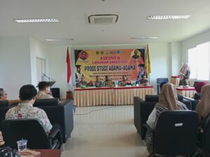 Fakultas Ushuluddin dan Studi Agama (FUSA) menggelar asesmen lapangan akreditasi prodi studi agama-agama. Kegiatan tersebut berlangsung