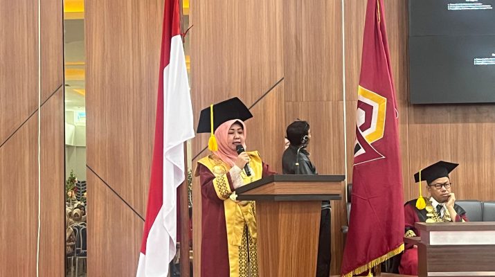 Rektor UIN Imam Bonjol Padang, Martin Kustati mengungkapkan bahwa UIN Imam Bonjol Padang sudah berhasil meraih Predikat Akreditasi Unggul.