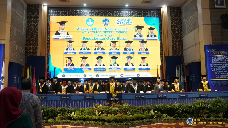 UNP Kukuhkan 24 Guru Besar Baru, Total Kini Miliki 138 Profesor