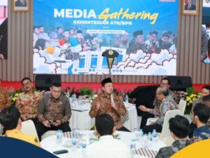 Kementerian Agraria dan Tata Ruang/Badan Pertanahan Nasional (ATR/BPN) turut mewujudkan program tiga juta rumah untuk masyarakat