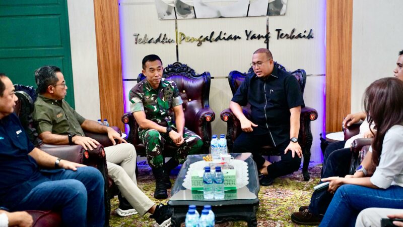 Wakil Ketua Komisi VI DPR RI Andre Rosiade memasilitasi pembangunan lapangan bulu tangkis Korem 032/Wirabraja melalui dana CSR BNI