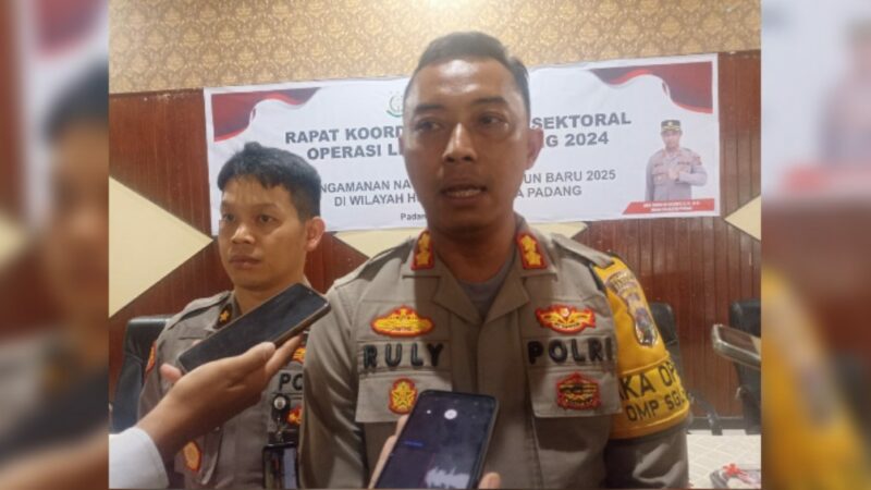 Polresta Padang mengerahkan sebanyak 602 personel gabungan dalam Operasi Lilin Singgalang 2024 untuk pengamanan Nataru.