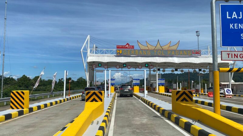 Wakil Ketua Komisi VI DPR RI Andre Rosiade memastikan bahwa jalan tol Padang-Sicincin, Sumatra Barat (Sumbar) akan dioperasikan secara