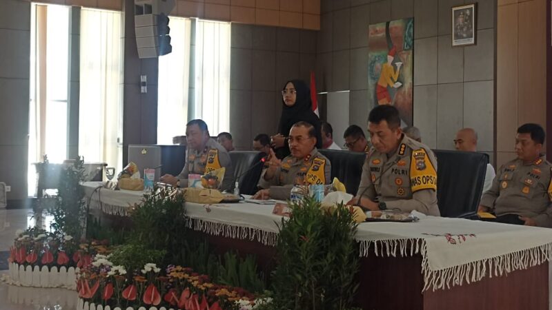 Angka kejahatan di Sumatra Barat pada 2024 meningkat di bandingkan tahun sebelumnya sebesar 3,19 persen. Hal itu diungkapkan Kapolda Sumbar,