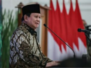 Presiden Prabowo Subianto menerima kunjungan Wakil Presiden ke-10 dan ke-12 Republik Indonesia (RI) Jusuf Kalla, dan Menteri Pertanian (Mentan) Andi Amran Sulaiman