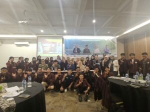 Wakil Rektor UIN Imam Bonjol Padang Bidang Kemahasiswaan dan Kerjasama Welhendri Azwar membuka acara Workshop Optimalisasi Penggunaan