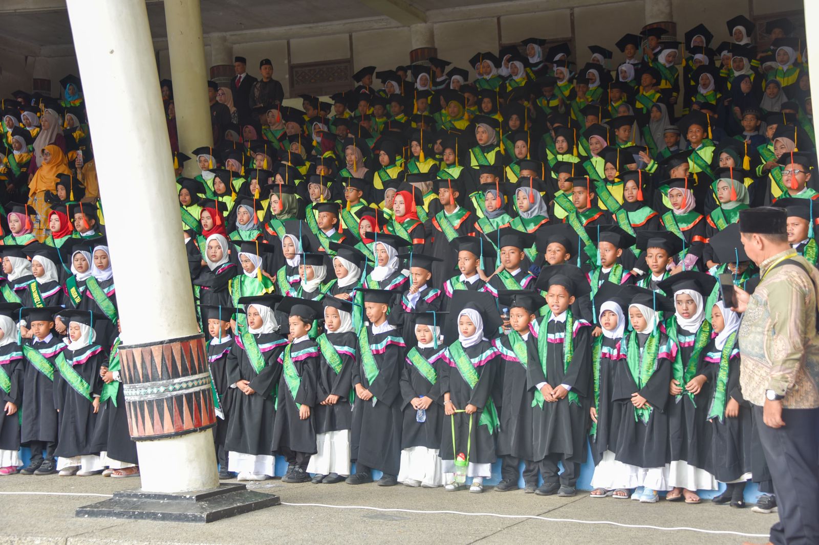 1.745 Anak di Padang Ikuti Wisuda Tahfidz Akbar