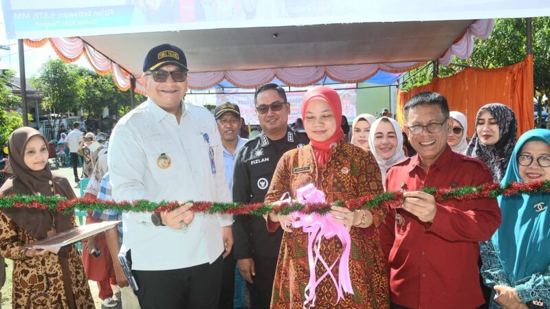 Resmikan Posyandu Kenanga 13, Pj Wako Padang: Semoga Bermanfaat untuk Kesehatan Masyarakat